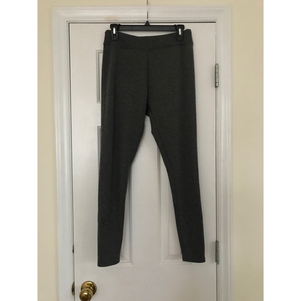 Stretchy warm leggings